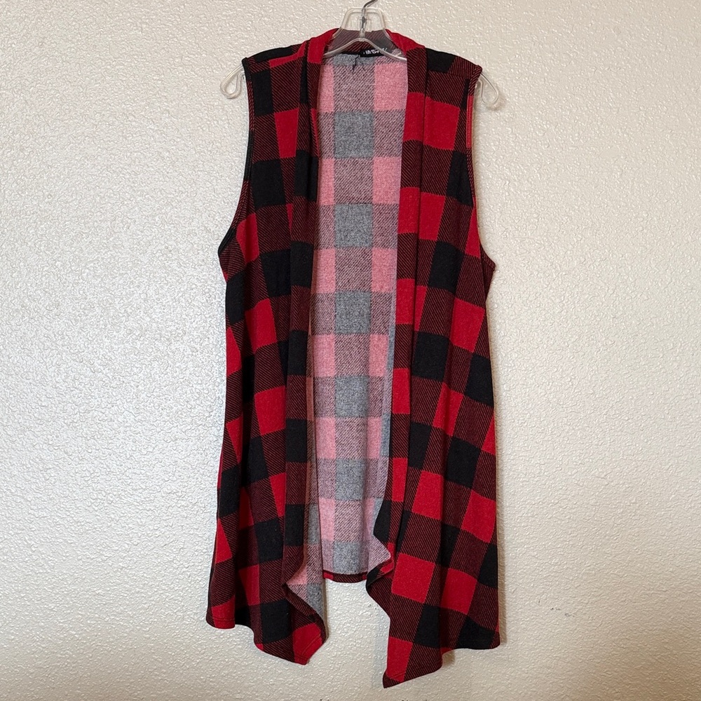 Red and Black Plaid Sleeveless Vest